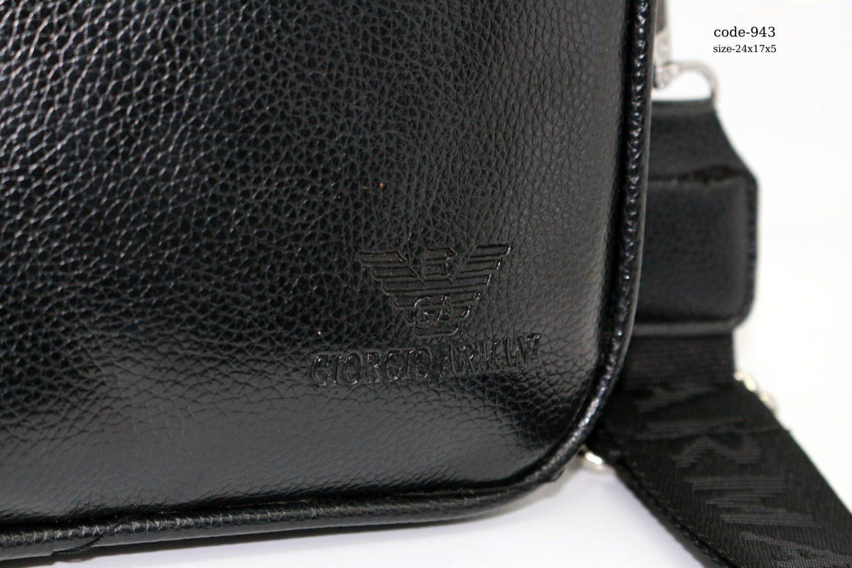 Crossbody bag for men made of high quality leather