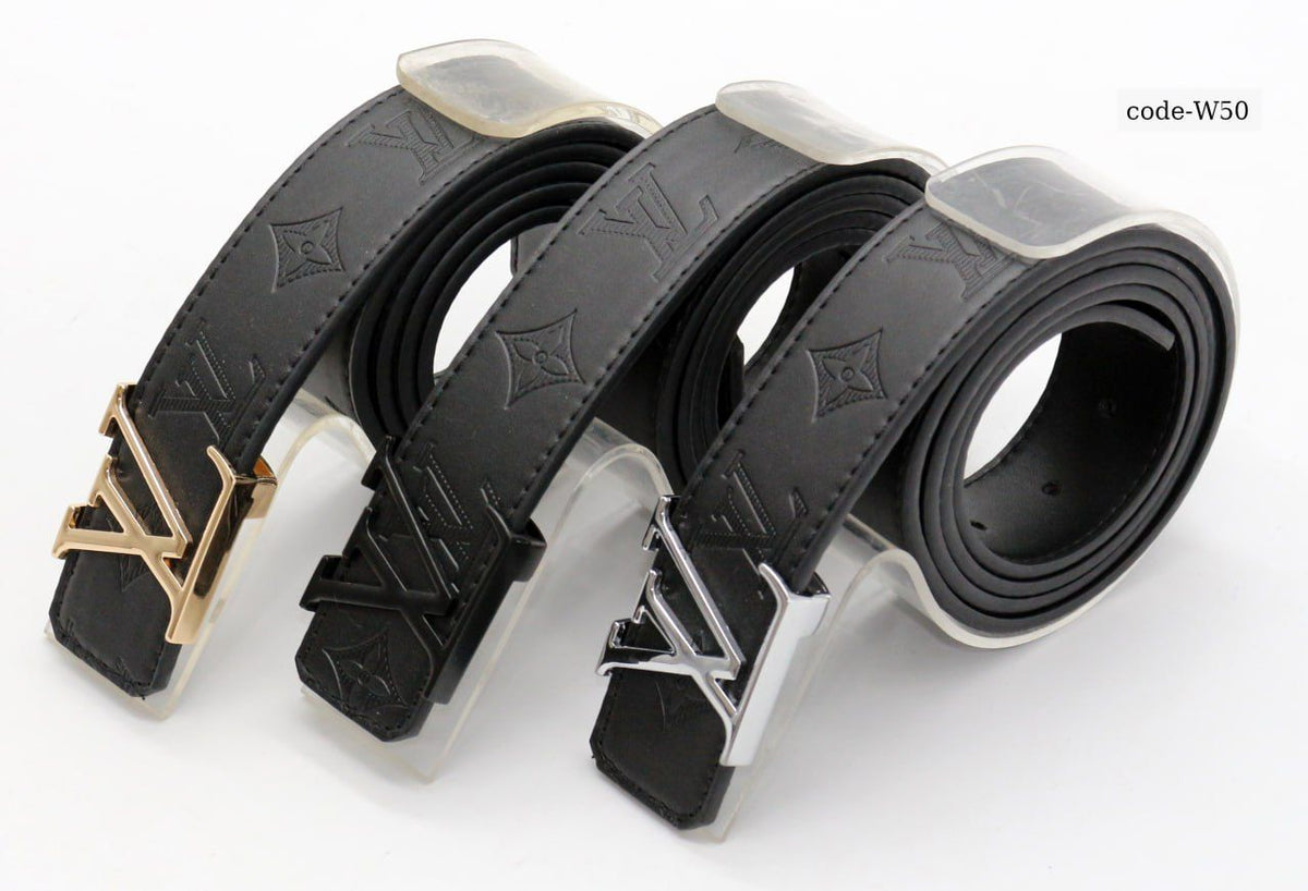 A new men’s leather belt with a distinctive and attractive design