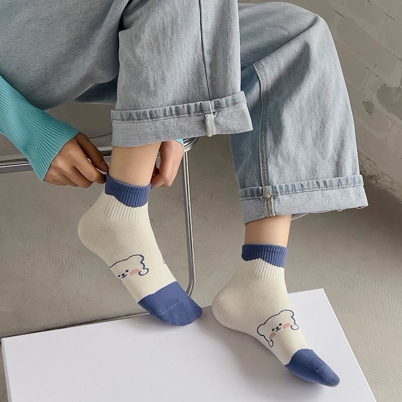 5 Pairs of socks blue color bear design