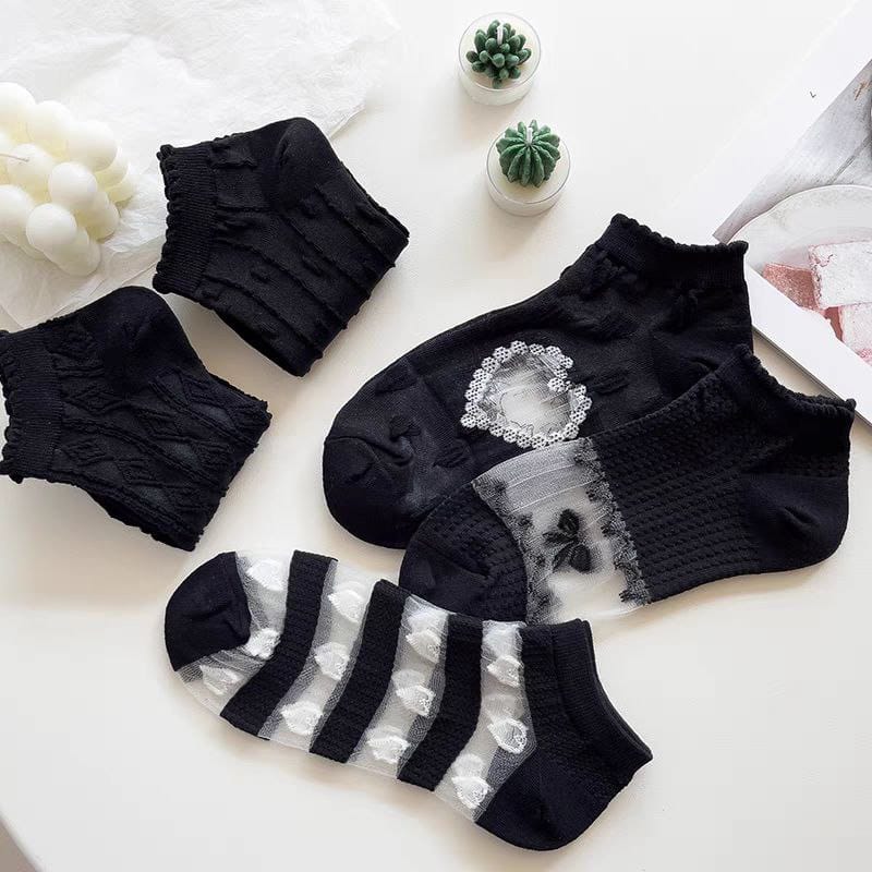 5 Pairs of Hearts Clear Chiffon Ankle Socks