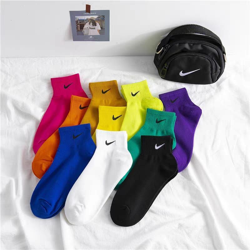 High quality Colorful cotton socks   (Random Colors, No Duplicate)