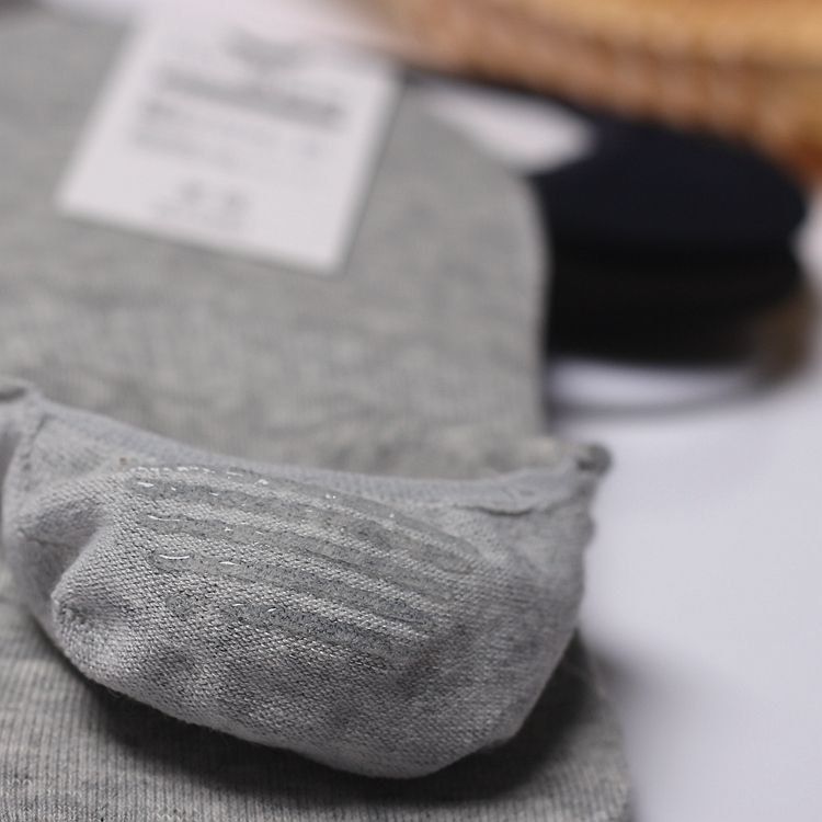 5 Pairs Invisible Cotton Socks (Silicone Back)